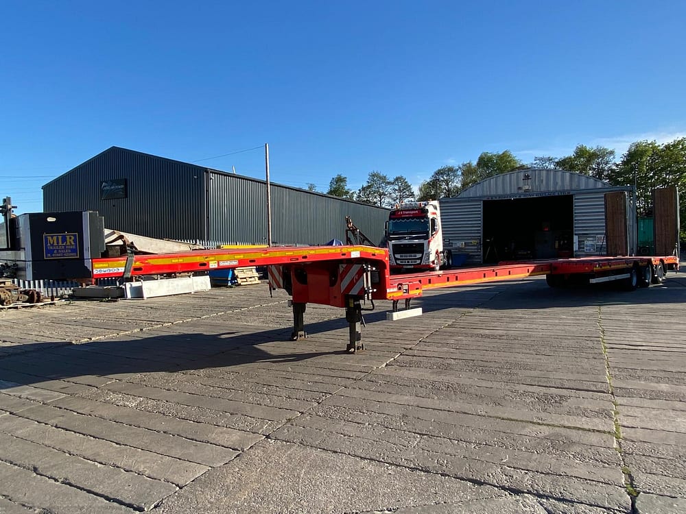 RN Roberts low loader, step extender configuration