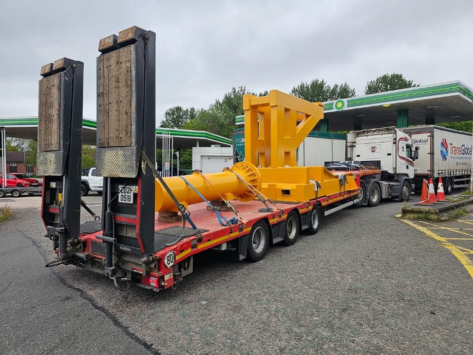 RN Roberts low loader carrying a mobile crane counterweight